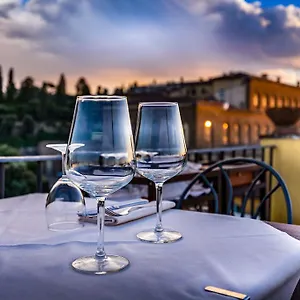 La Scaletta Al Ponte Vecchio 3* Firenze
